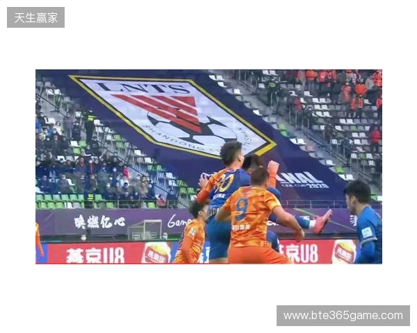 博主：国安下午集结韩佳奇现身，个别球员已从基地搬走私人物品