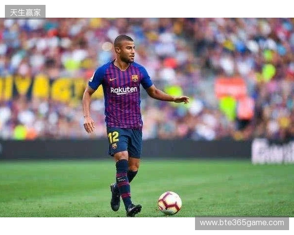 前教练:拉菲尼亚在攻防两端都能做贡献,他比登贝莱更全面 前教练:拉菲尼亚在攻防两端都能做贡献,他比登贝莱更全面