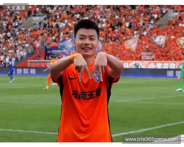 云南玉昆官方：罗竞等5人不再续约，恩里克、内内解约，马镇离队