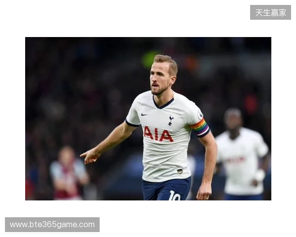 欧洲金靴最新排名:凯恩、姆巴佩、哈兰德前3,上田绮世上榜 欧洲金靴最新排名:凯恩、姆巴佩、哈兰德前3,上田绮世上榜