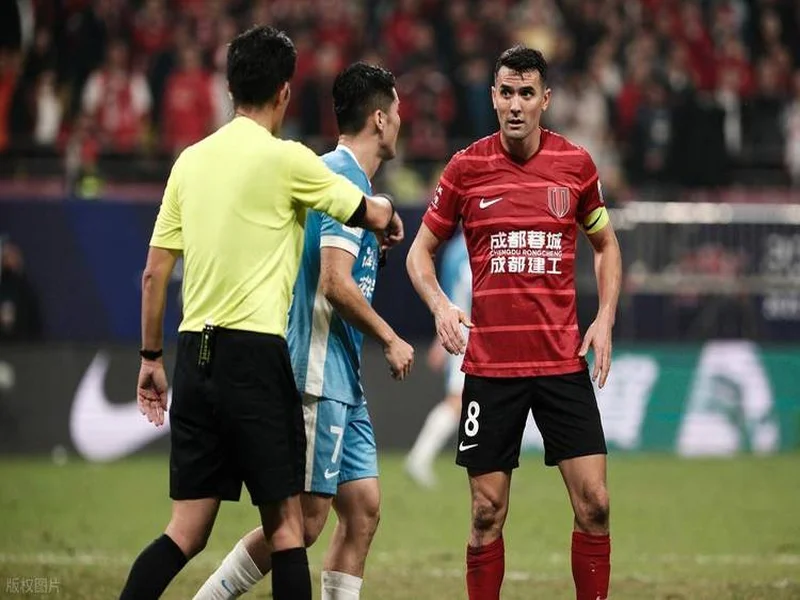 战力如何？媒体人谈新鹏城首发：周定洋、巴蒂班西卡、戴伟浚在列